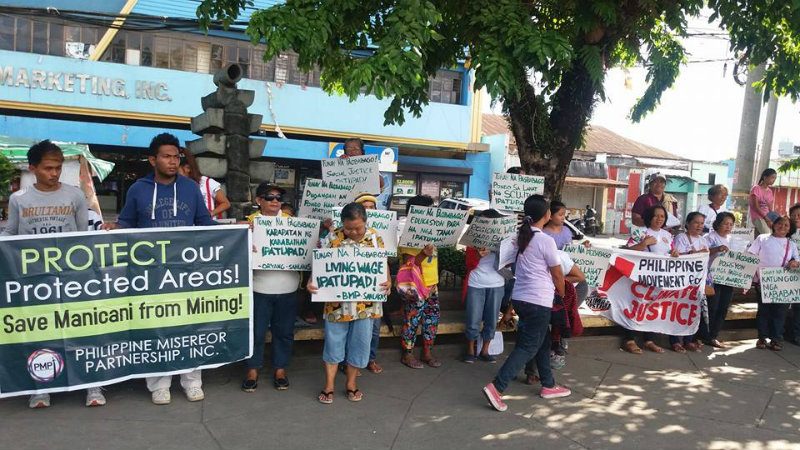 YOLANDA PROBE. Yolanda survivors call on President Rodrigo Duterte to investigate how funds for the rehabilitation of Super Typhoon Yolanda-affected area were used 