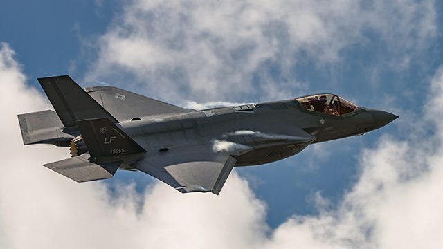 Singapore picks US F-35 fighter jet over Europe, China rivals
