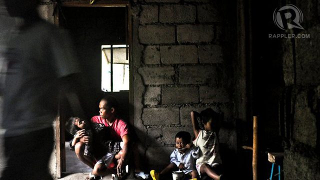 13.1 million Filipino families consider themselves poor, says SWS survey