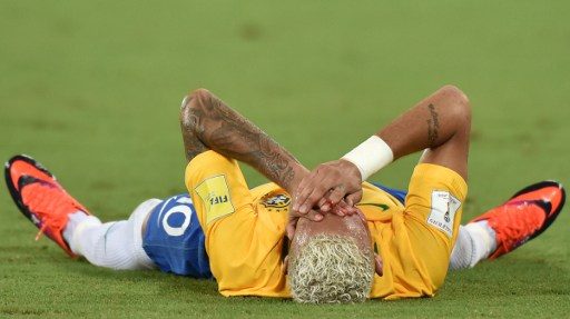 A little blood won’t stop Neymar from playing flashy