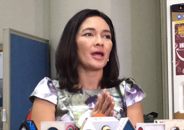 Hontiveros opposes Duterte’s call to abolish party-list groups