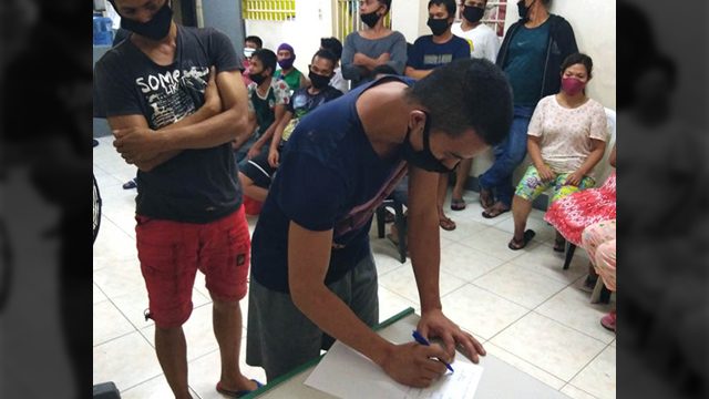 Bayanihan bails out San Roque residents, 21 walk free