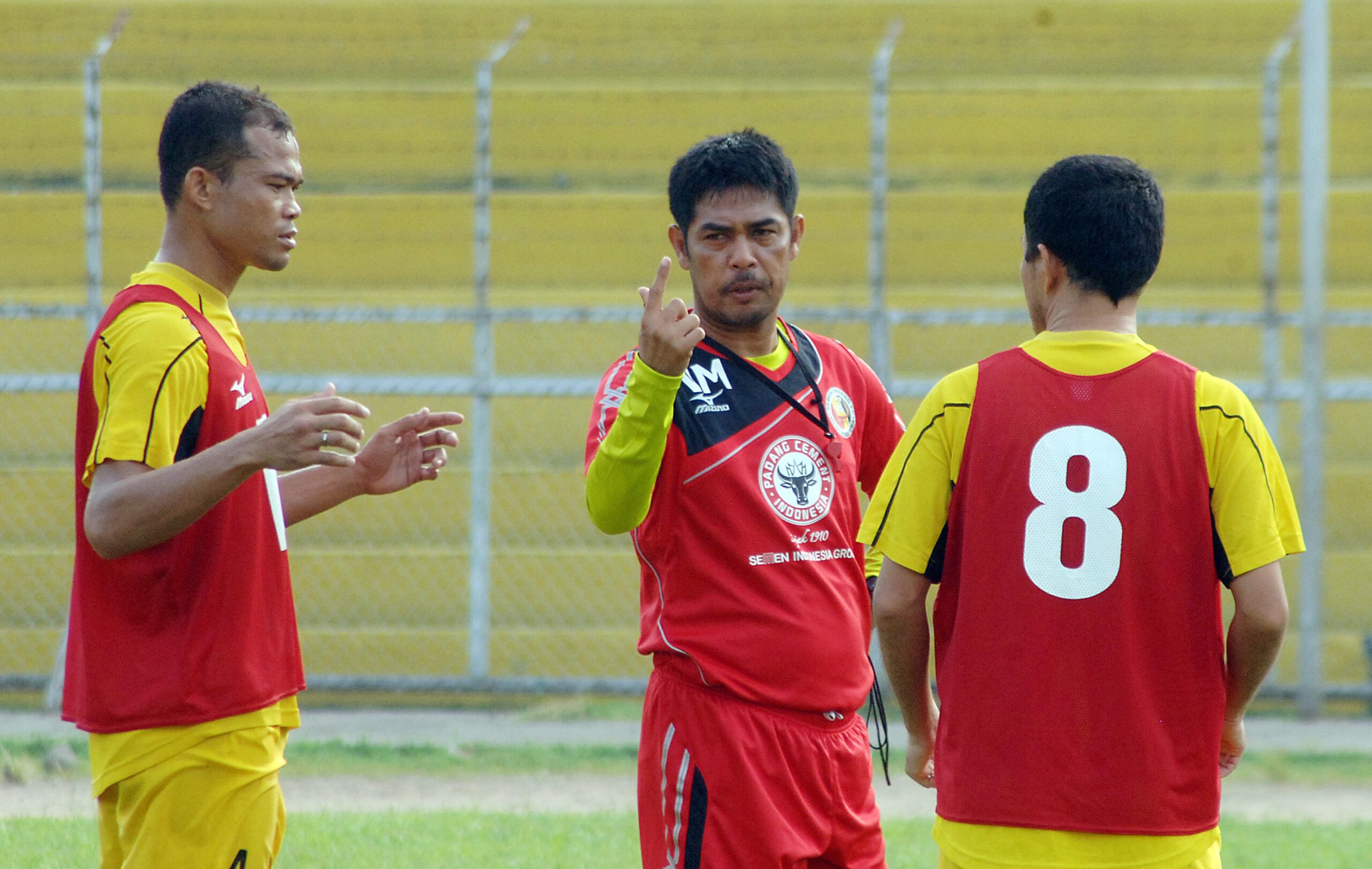 Wali Kota lepas suporter Semen Padang menuju final Piala Sudirman