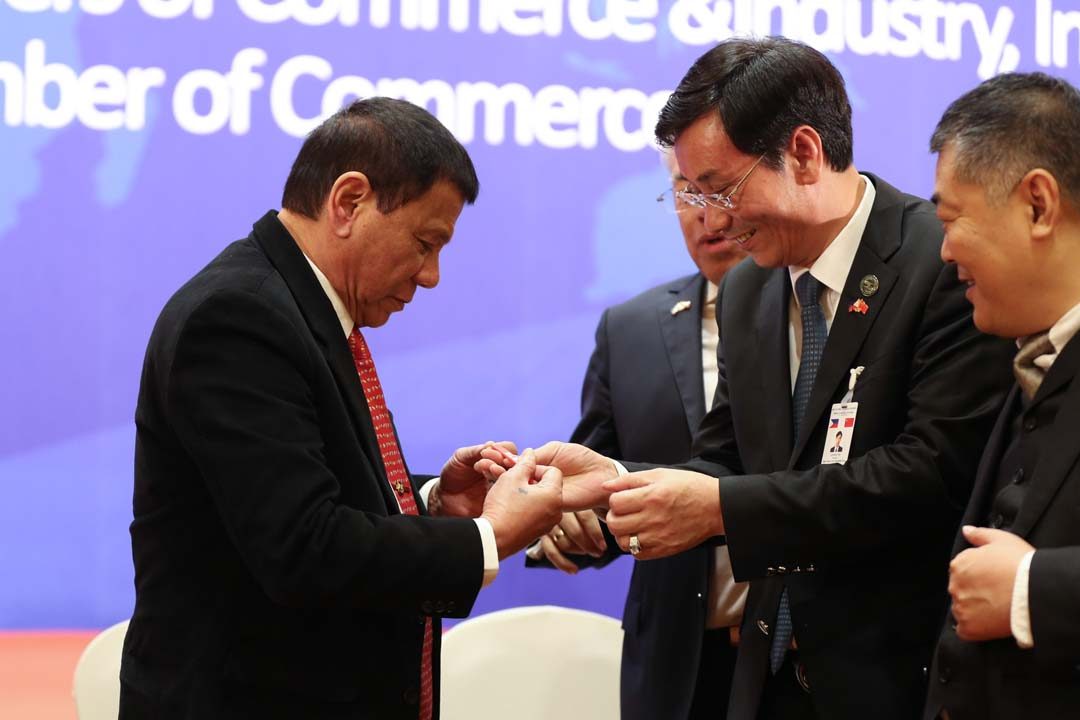 Palace: Don’t ‘interpret’ Duterte split from US