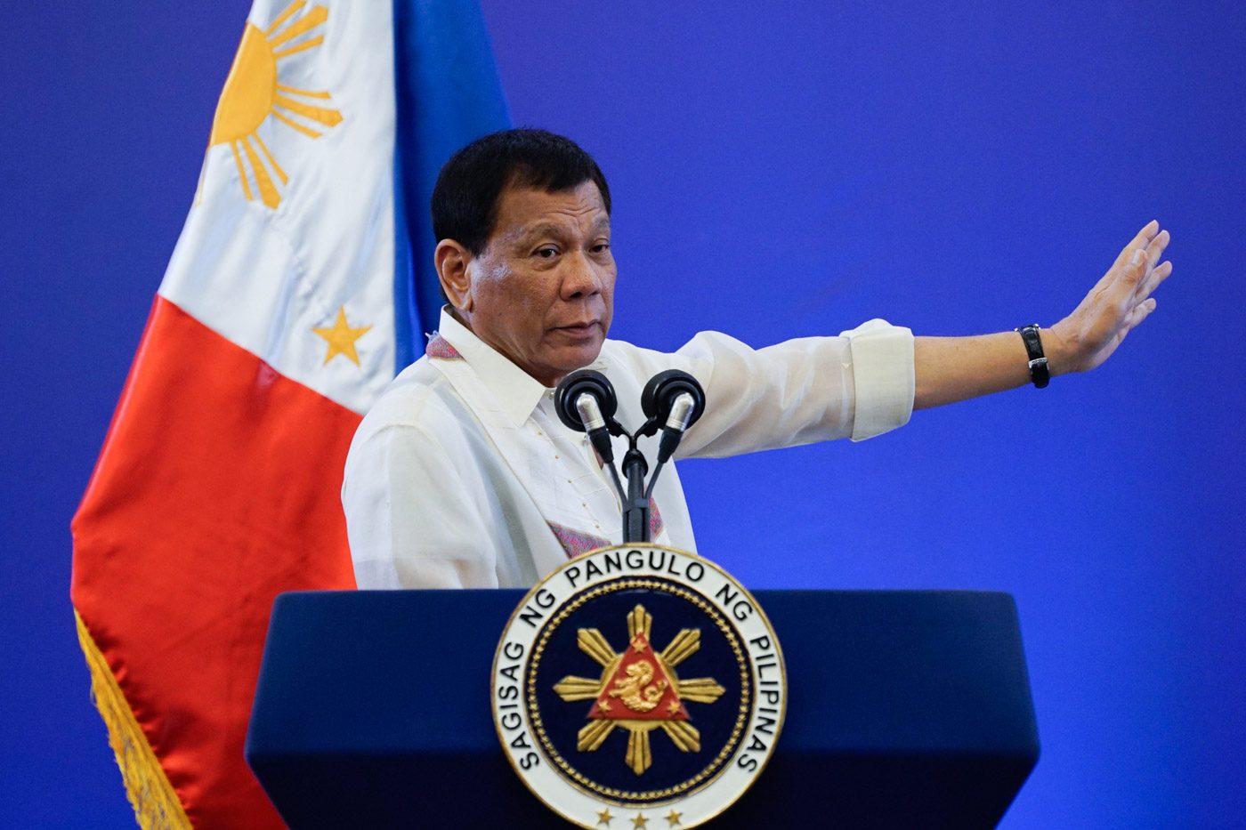 Biased law enforcement? Duterte says shabu users mostly poor