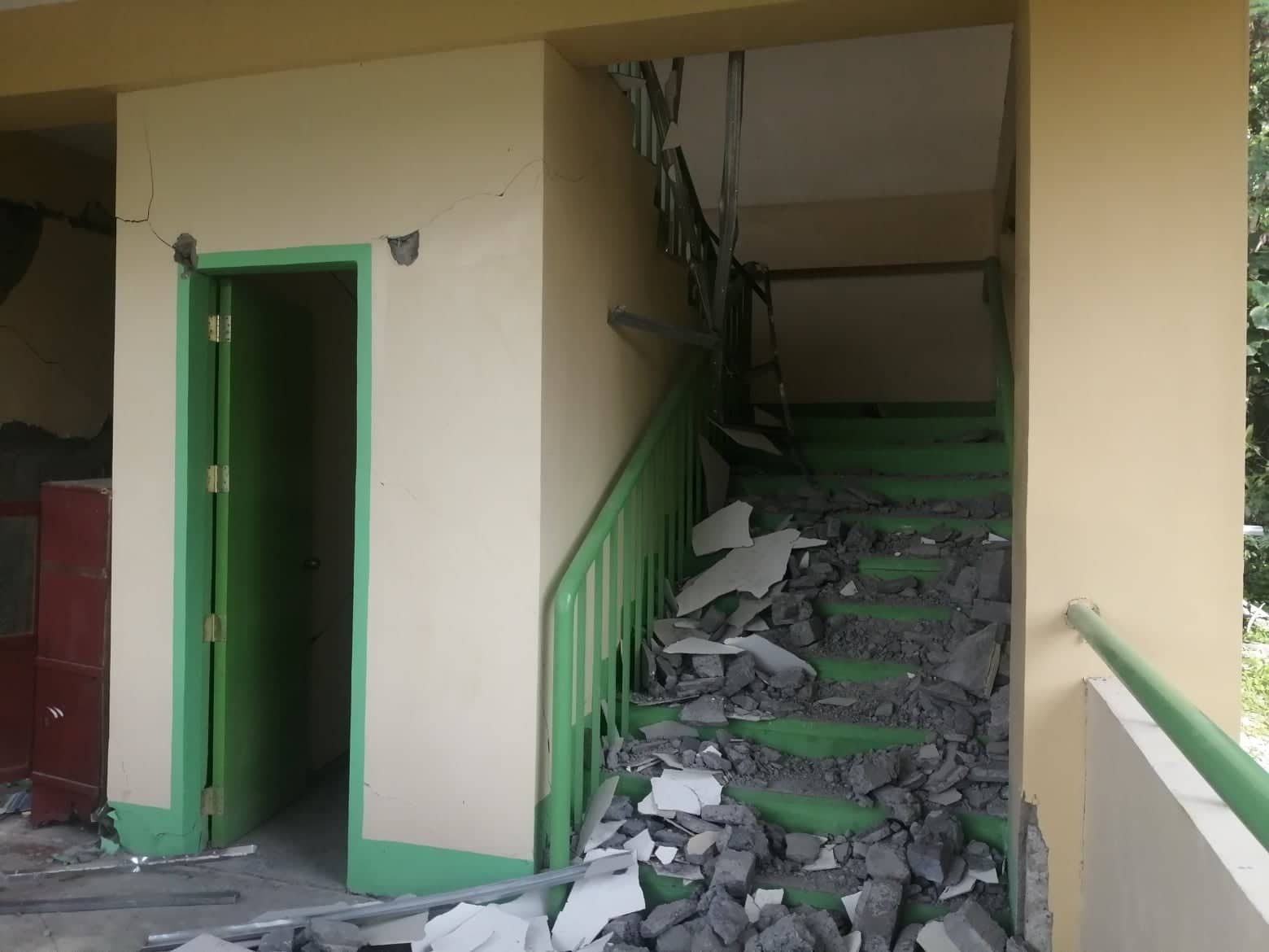 JUNIOR LABORATORY BUILDING. The building  was deemed severely damaged, with falling hazards. Photo from QC DRRMC
 