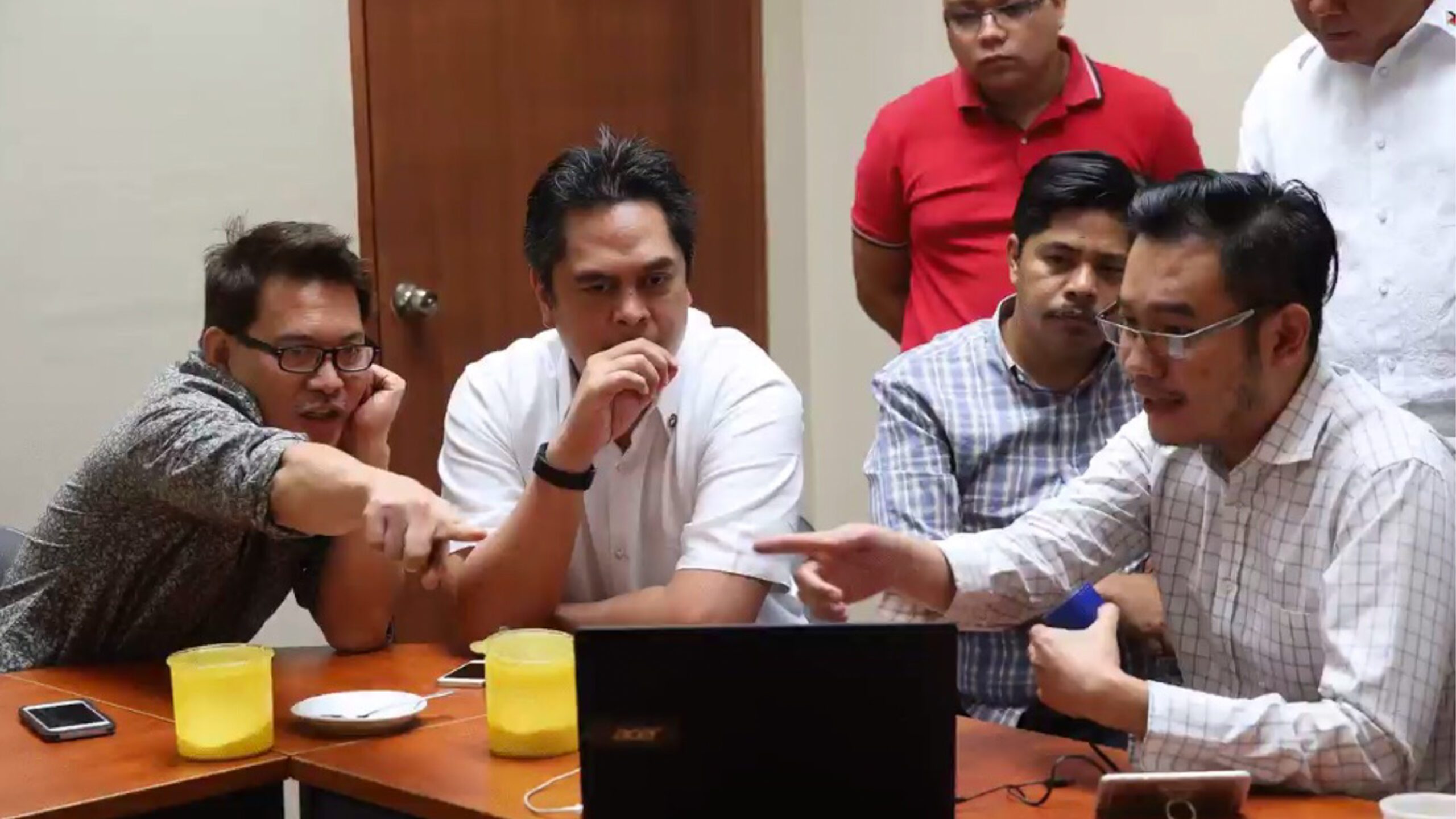 LOOK: Brillante Mendoza confirmed to direct Duterte’s SONA