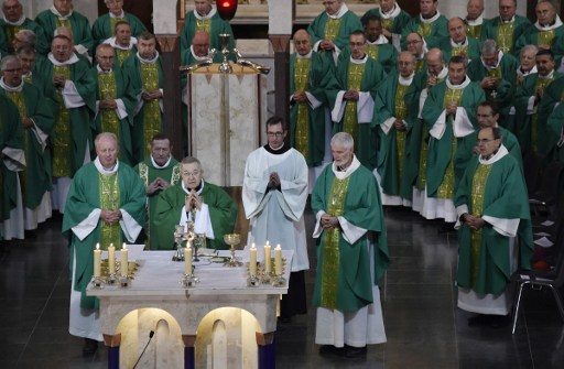 French bishops beg forgiveness from pedophilia victims