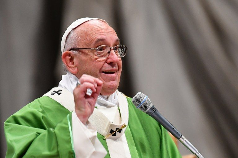 Pope holds special Vatican Mass for 1,000 prisoners