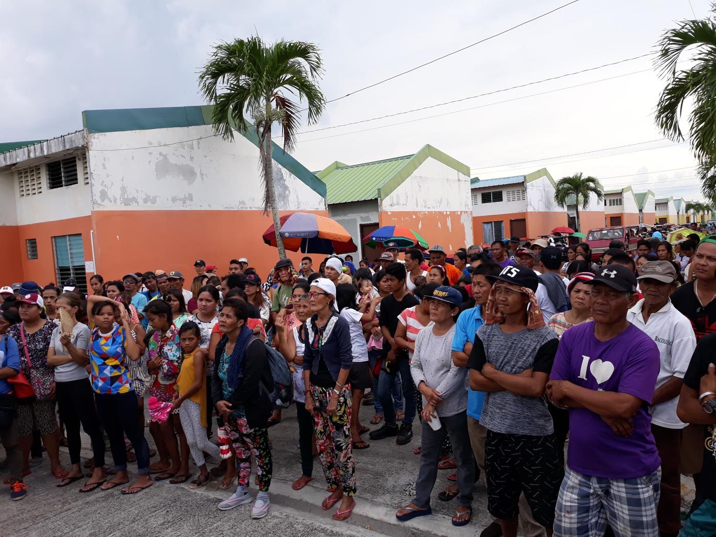 Kadamay members camp out at housing site for cops, soldiers