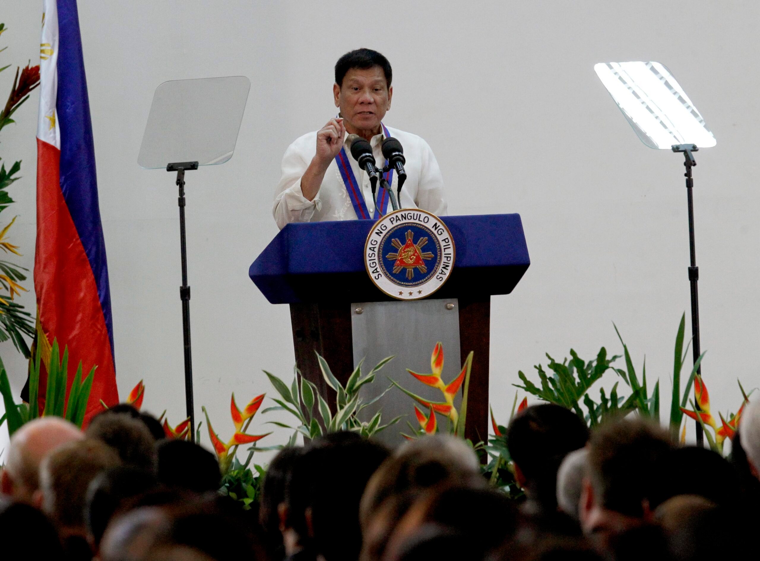 Duterte’s 1st memo circular ensures unhampered gov’t services
