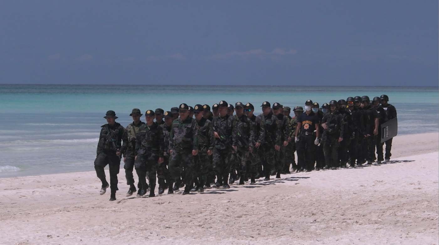400 cops to conduct patrols when Boracay reopens