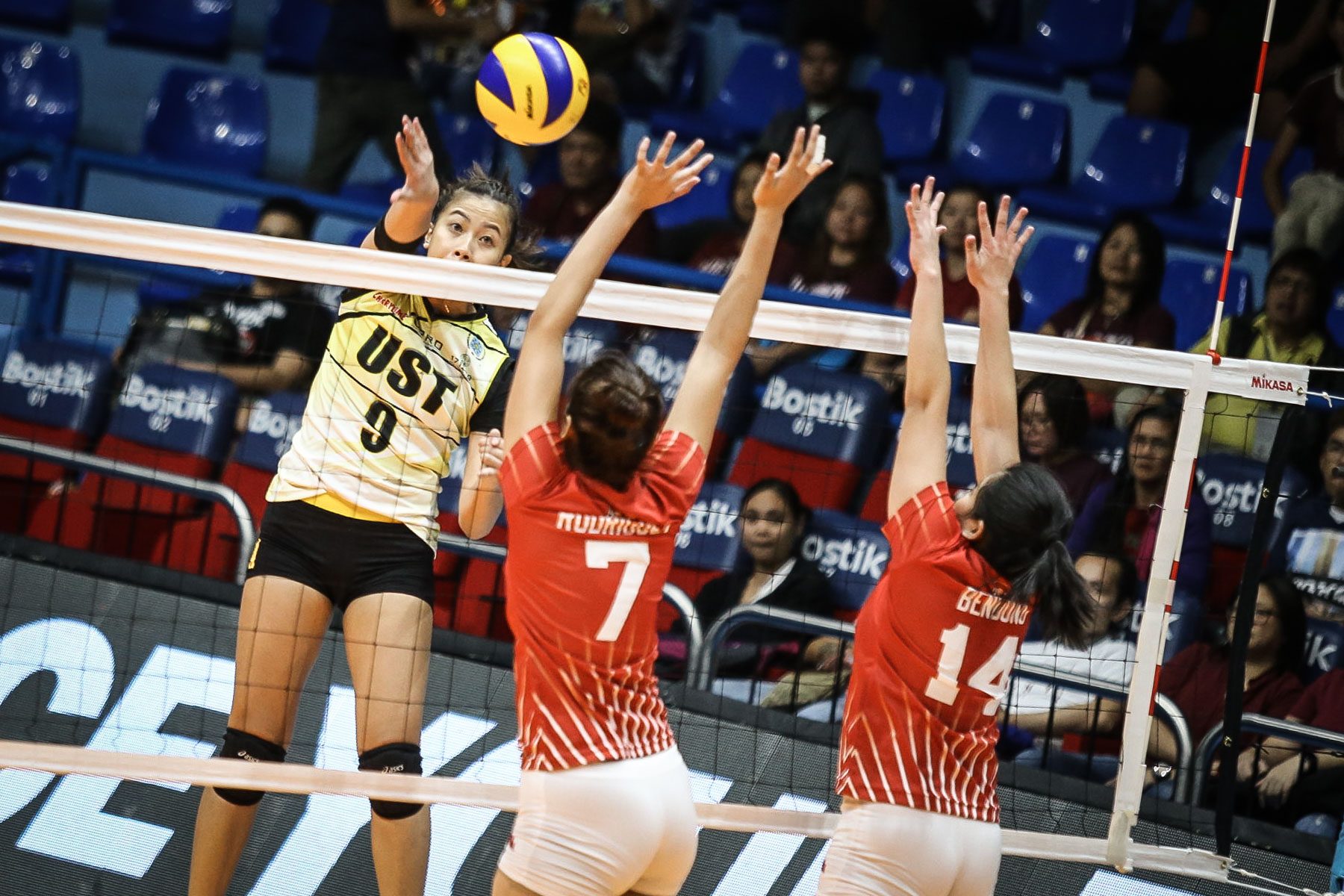 UST Tigresses enter win column with sweep of UE