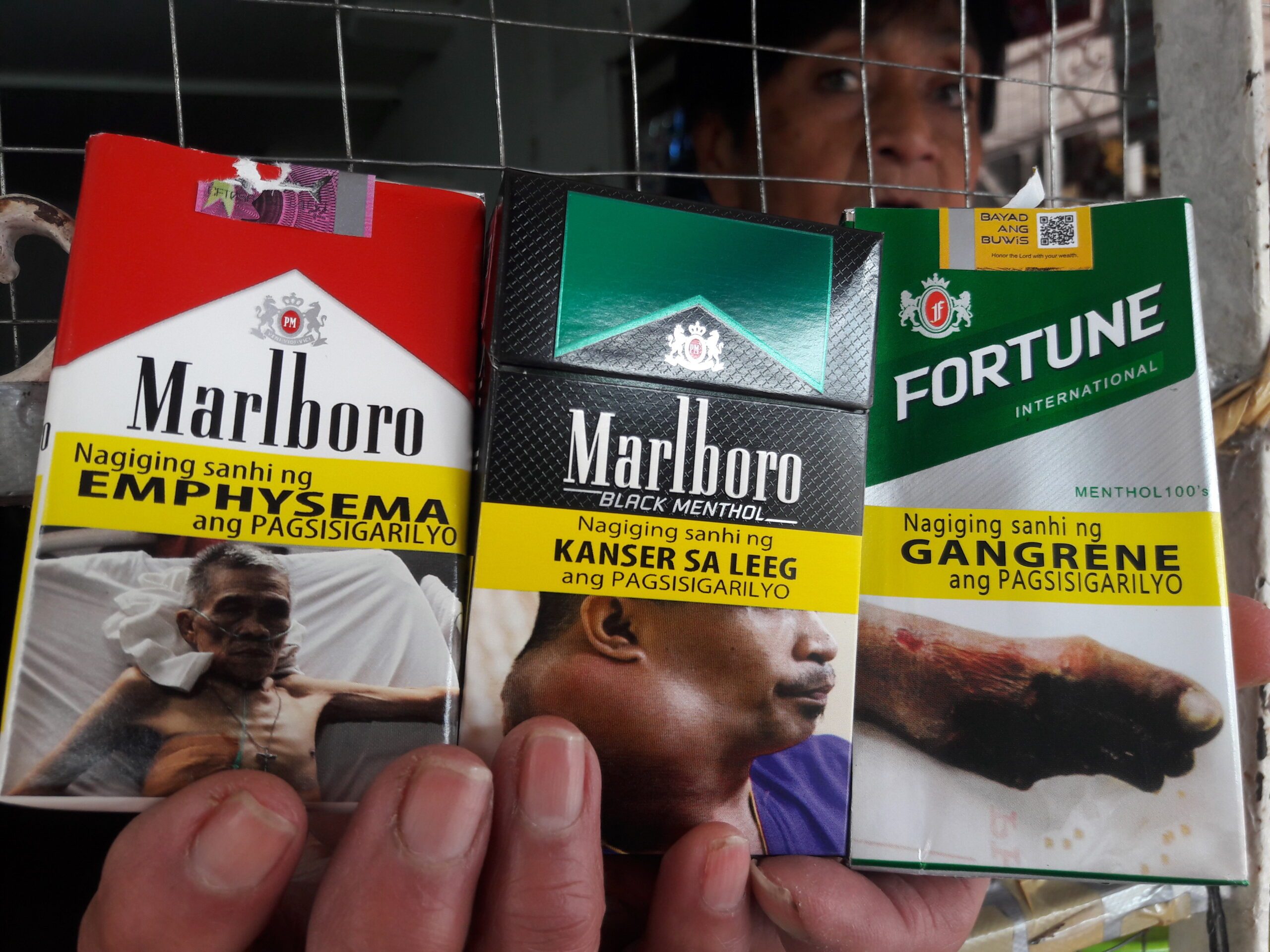 PH cigarette packs bear graphic health warnings starting Nov 4