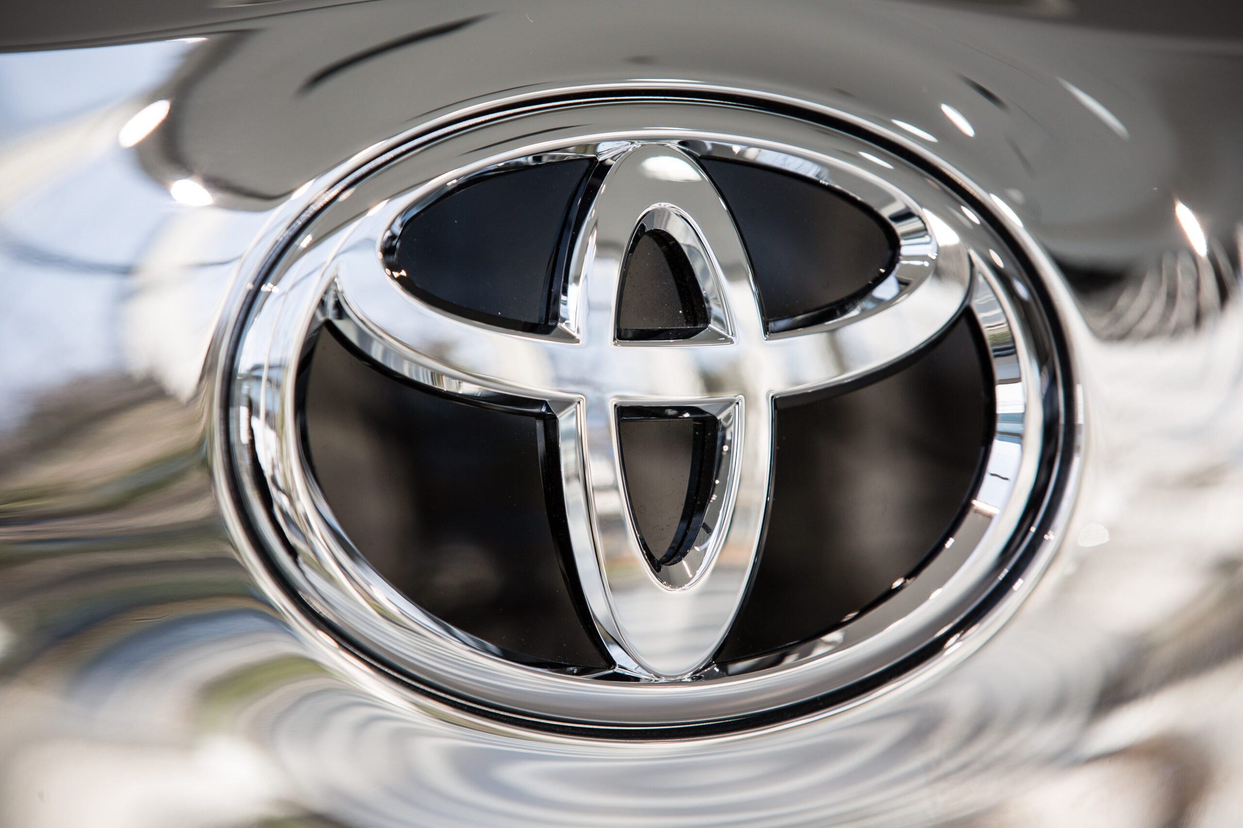 Toyota plants start again after 6-day parts shortage