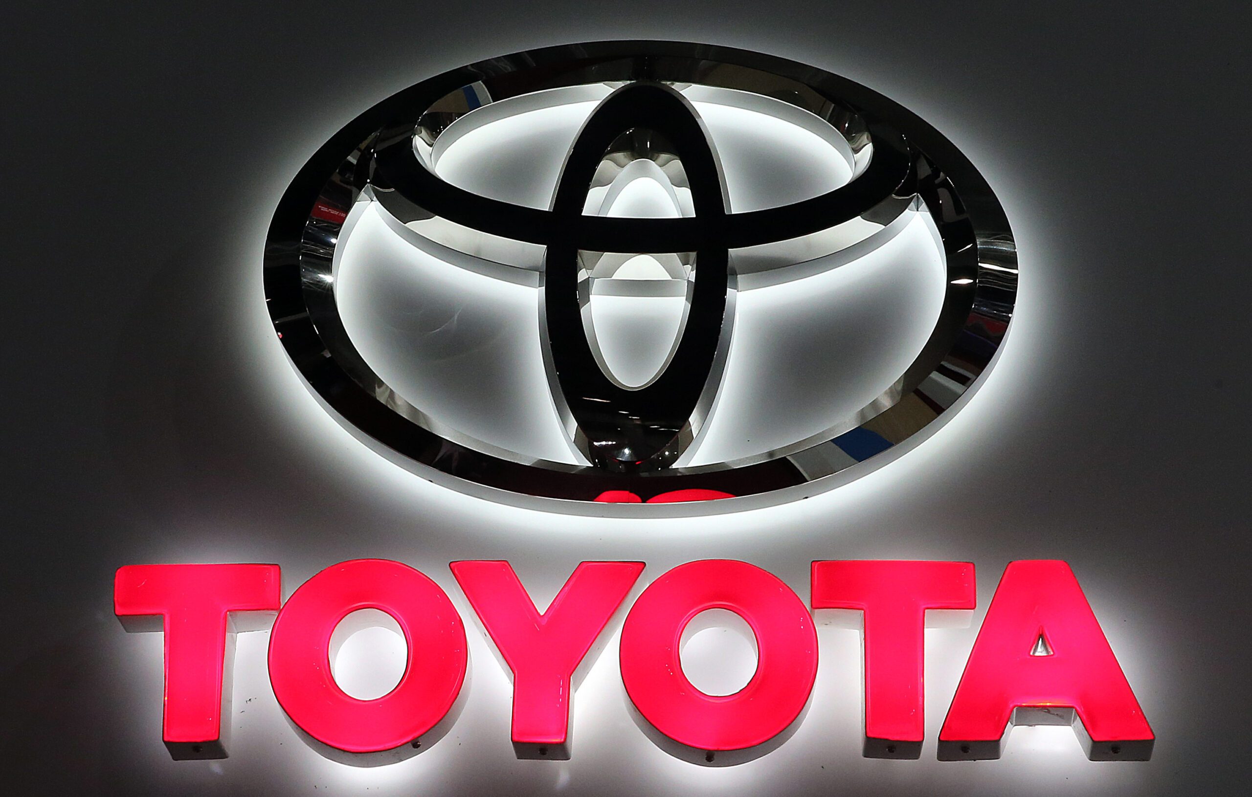 Toyota recalls 2.9M vehicles worldwide over seatbelt defect
