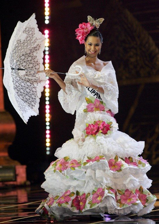 MARIA CLARA. Miss Philippines Universe 2005, Gionna Cabrera performs during the National costume competition in Bangkok, Thailand on May 25, 2005.  File photo by Pornchai Kittiwongsakul/AFP 