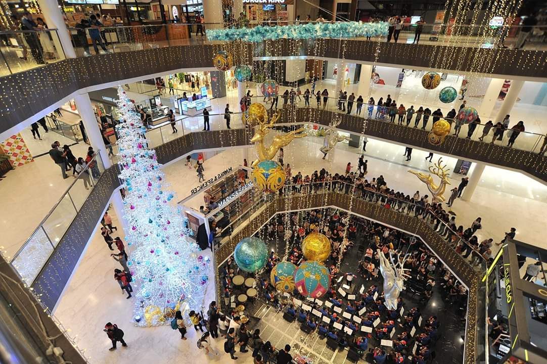 Robinson’s Galleria celebrates the holiday season with new stories