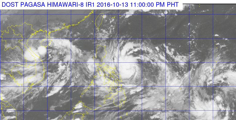Karen strengthens into tropical storm as it nears Bicol