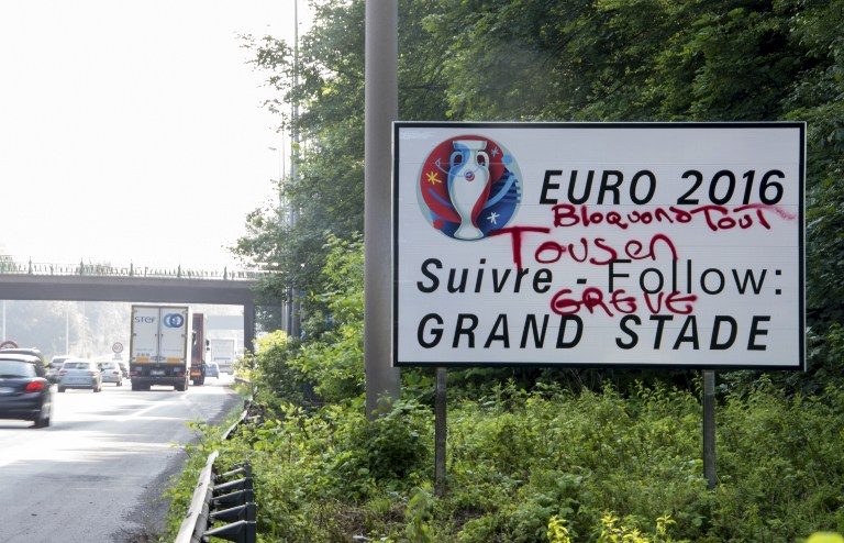 France tries to resolve strike woes before Euro 2016