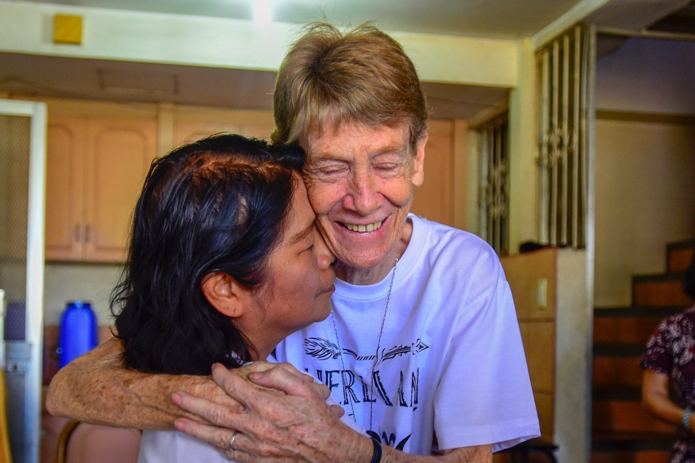 Sister Patricia Fox ‘more Filipino’ than most, says Robredo