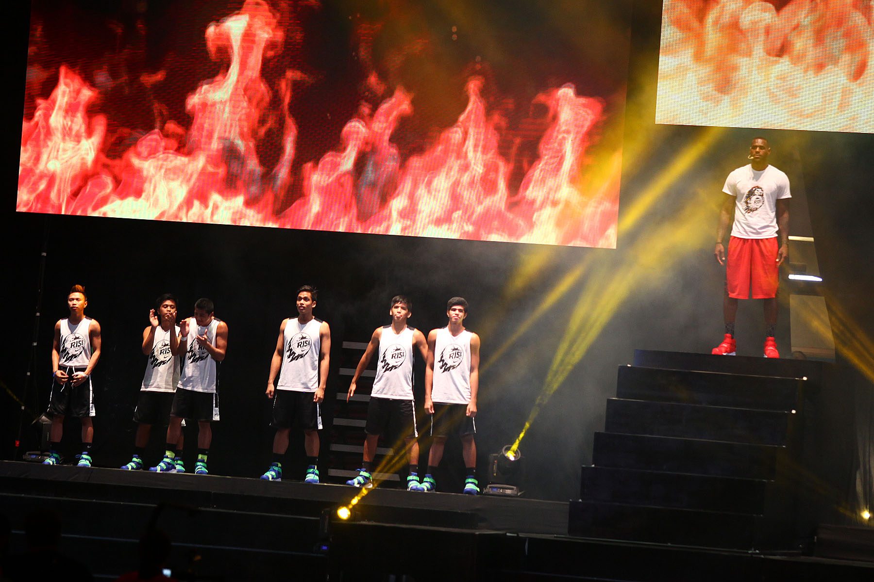 RISE. On stage, LeBron is surrounded by the final 12 of Team Rise. Photo by Josh Albelda/Rappler 