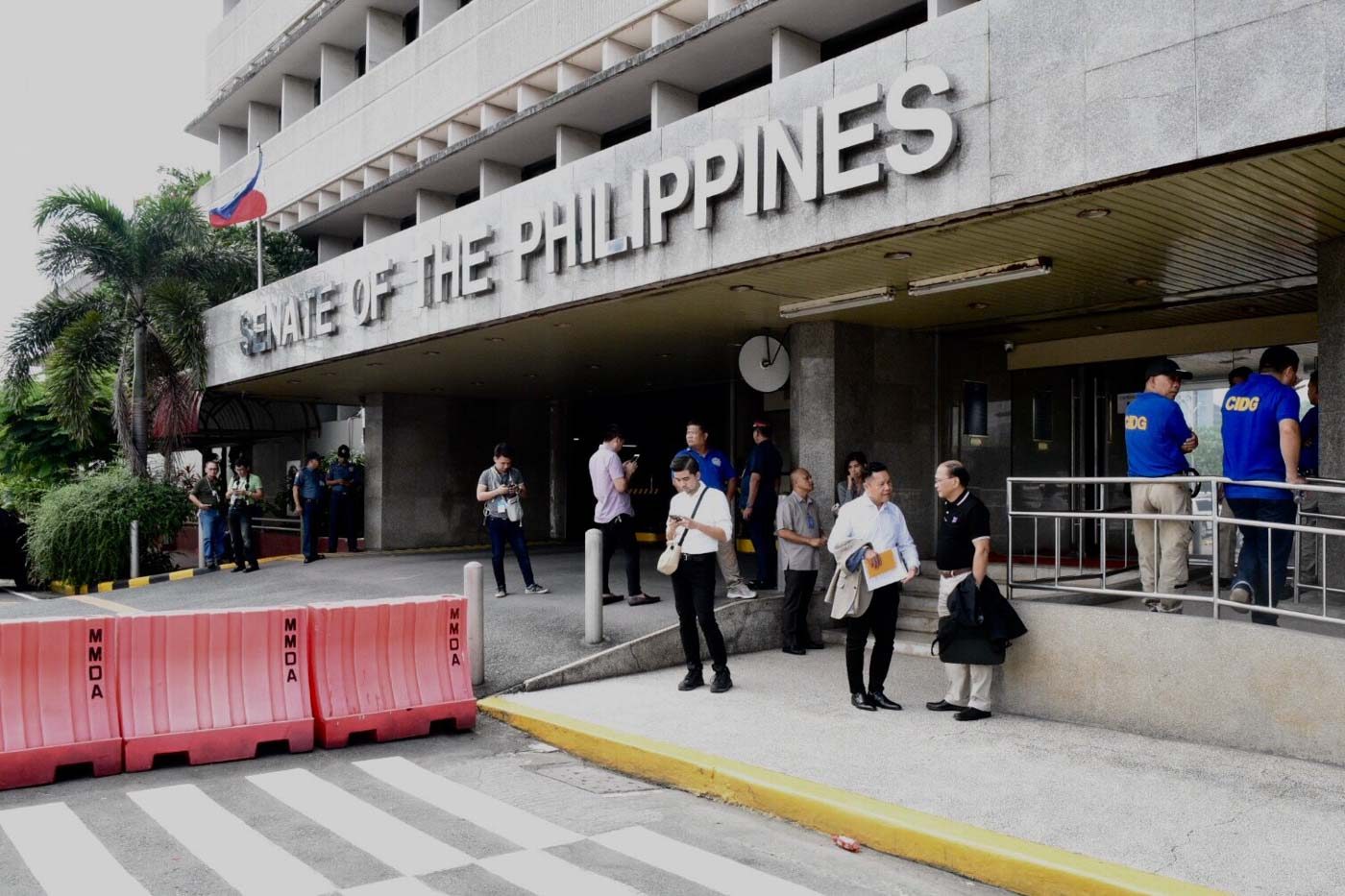 Senate ‘militarization’? Senators hit AFP, PNP presence in compound