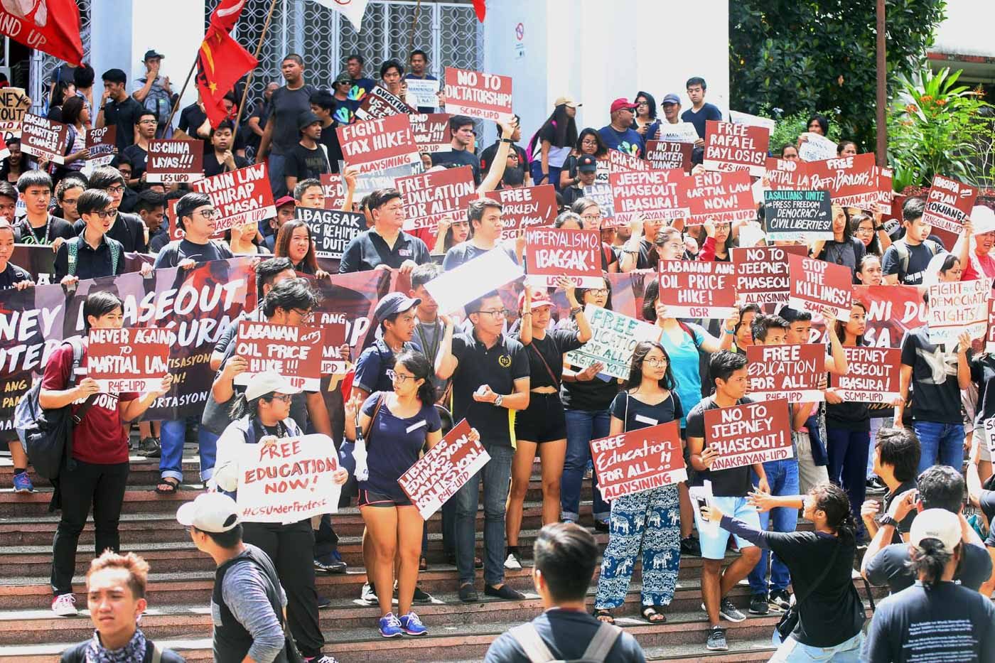 #WalkOutPH trends on Twitter as millennials fight for press freedom, human rights