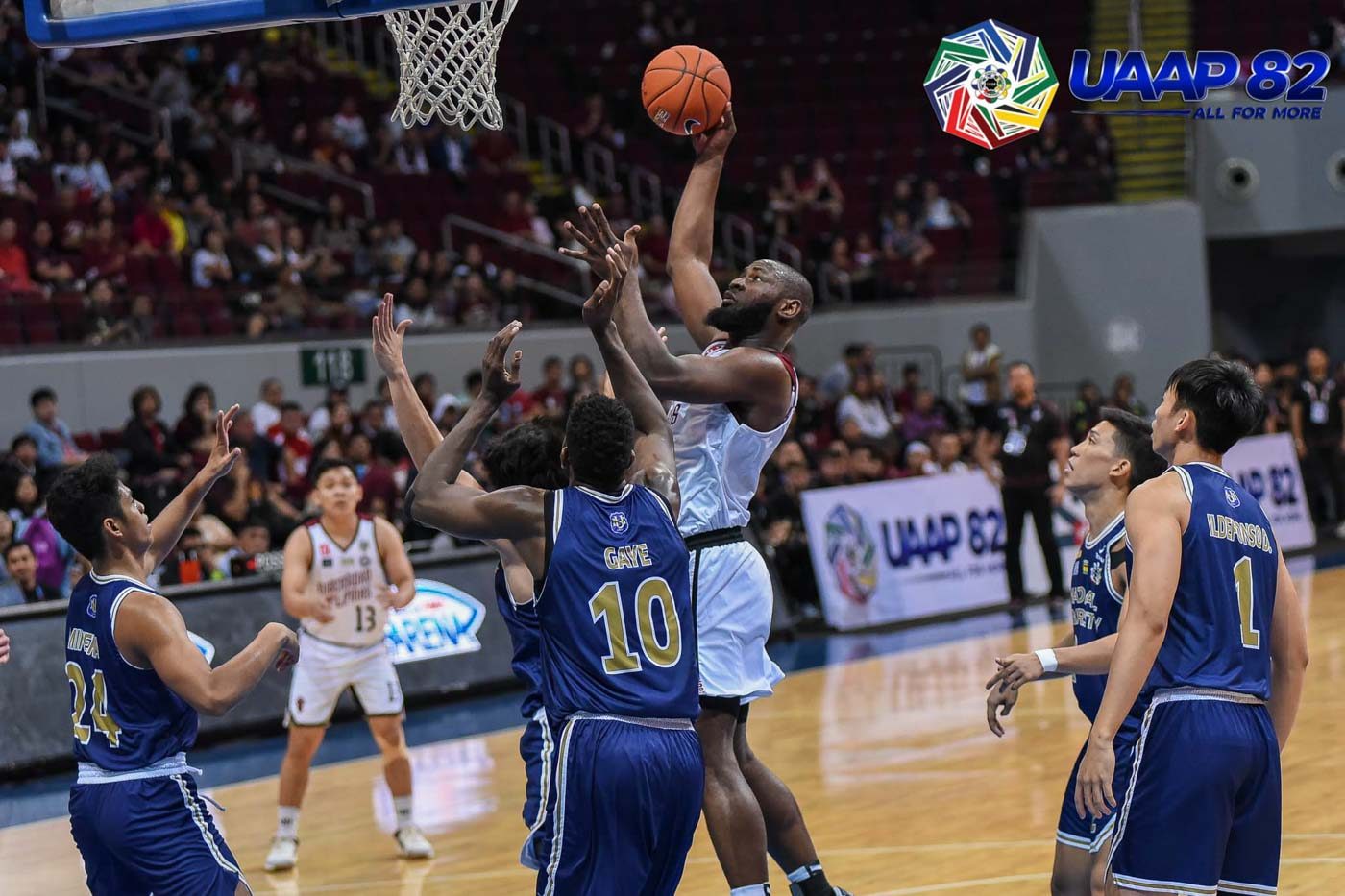 BIG BOOST. Reigning MVP Bright Akhuetie chips in 19 points for the Maroons. Photo release 