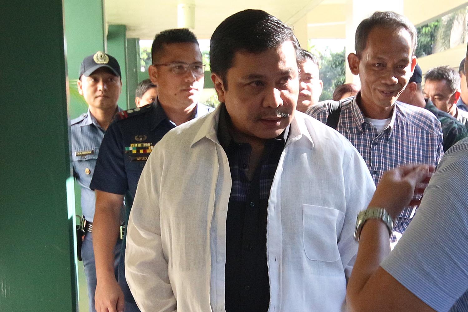 Duterte hit for endorsing Jinggoy? Filipinos ‘believe in his judgment’ – Panelo