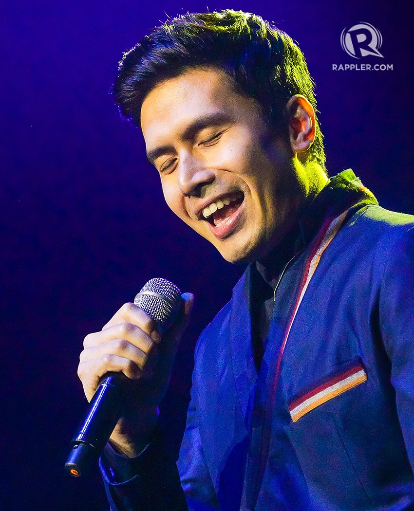 ASIA'S BALLADEER. Christian Bautista sings some of his classics during the concert. 