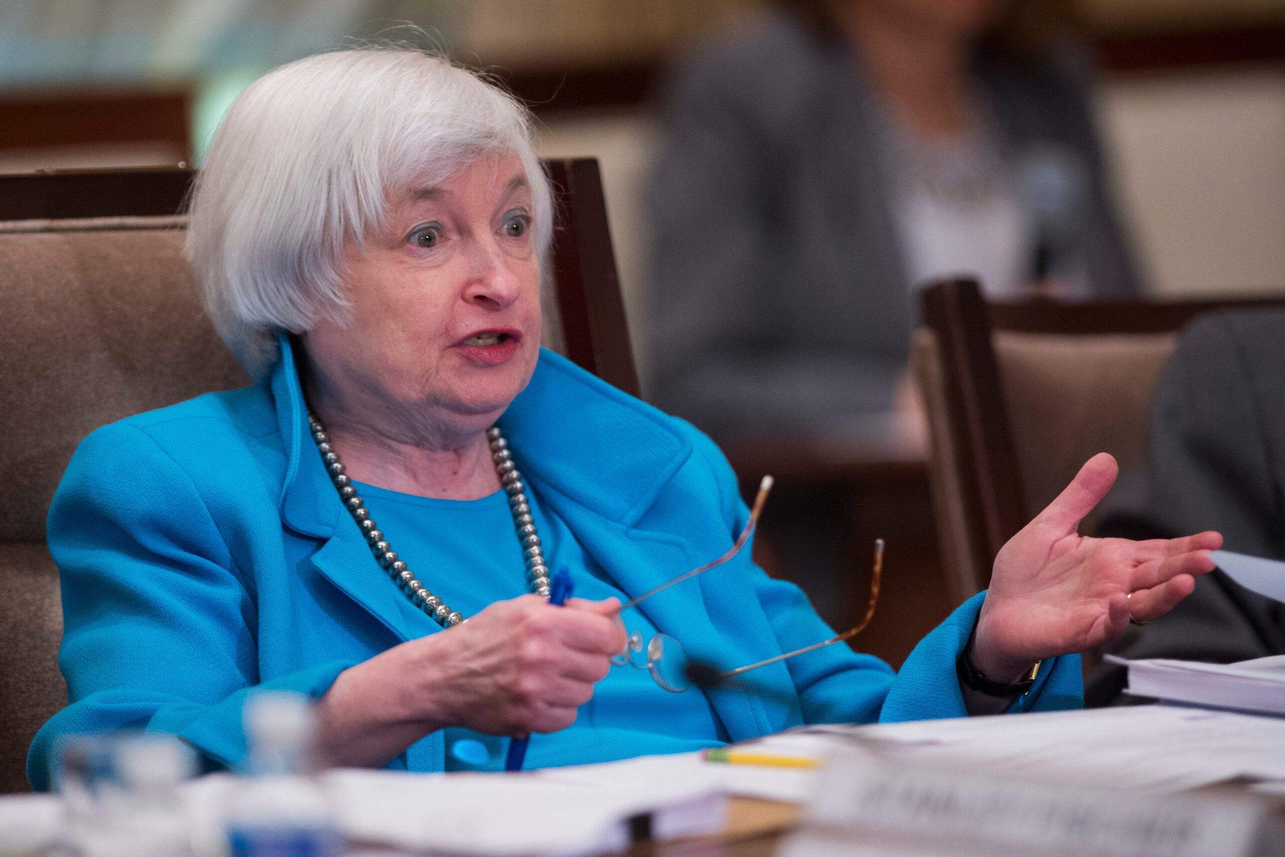Fed minutes: Door still open for a June rate hike