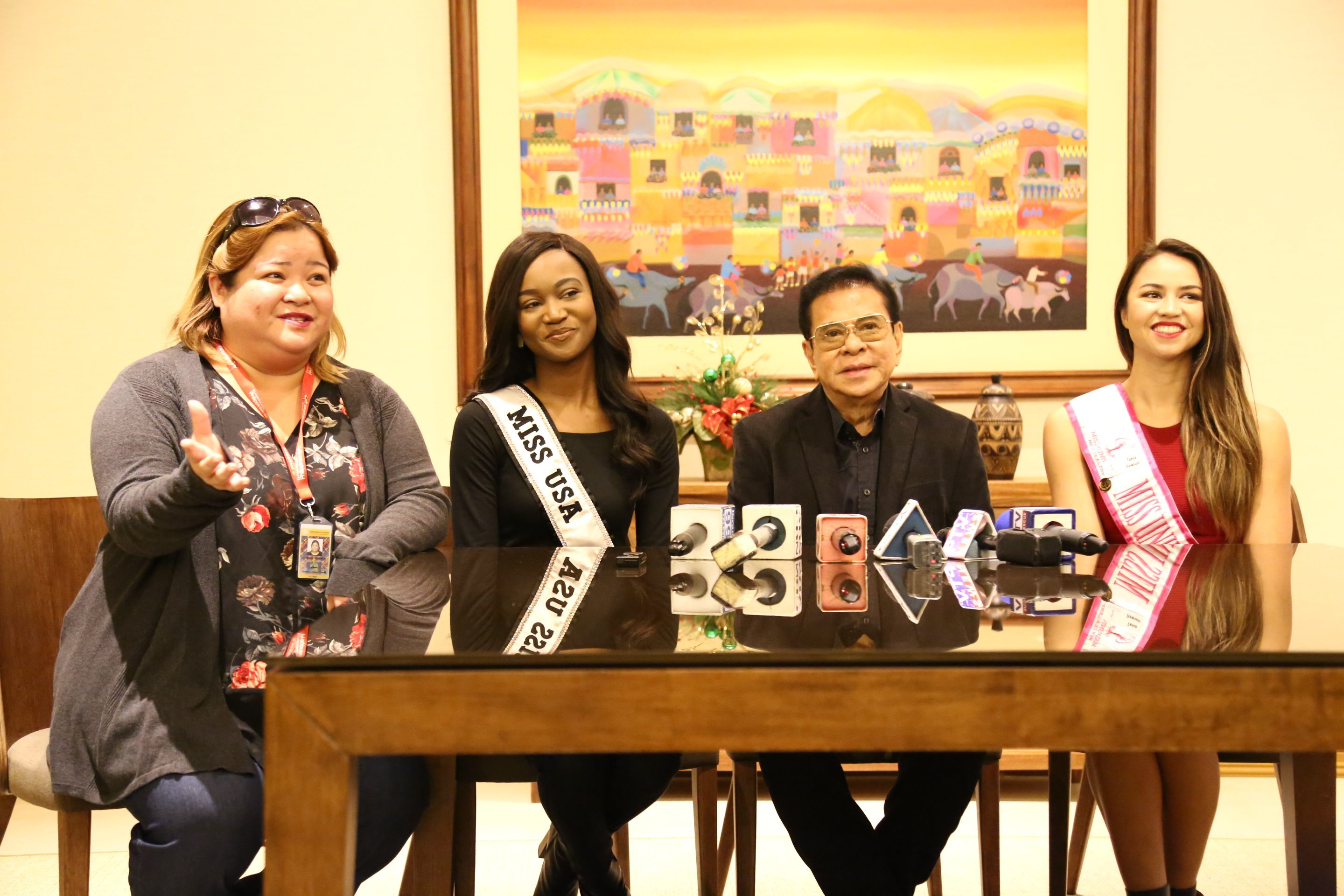 Tourism Undersecretary Katherine de Castro introduces Miss USA Deshauna Barber, Gov. Luis 'Chavit' Singson, and Miss New Zealand, half Filipina Tania Pauline Dawson, earlier today during the media briefing at the NAIA Terminal 1. Photo courtesy of the Department of Tourism 