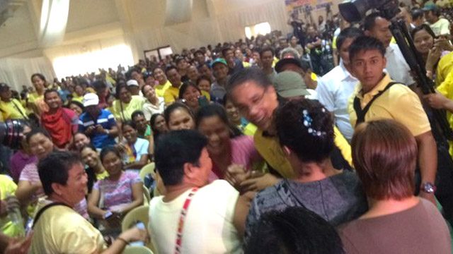 As Roxas campaigns in Leyte, Martin Romualdez makes amends