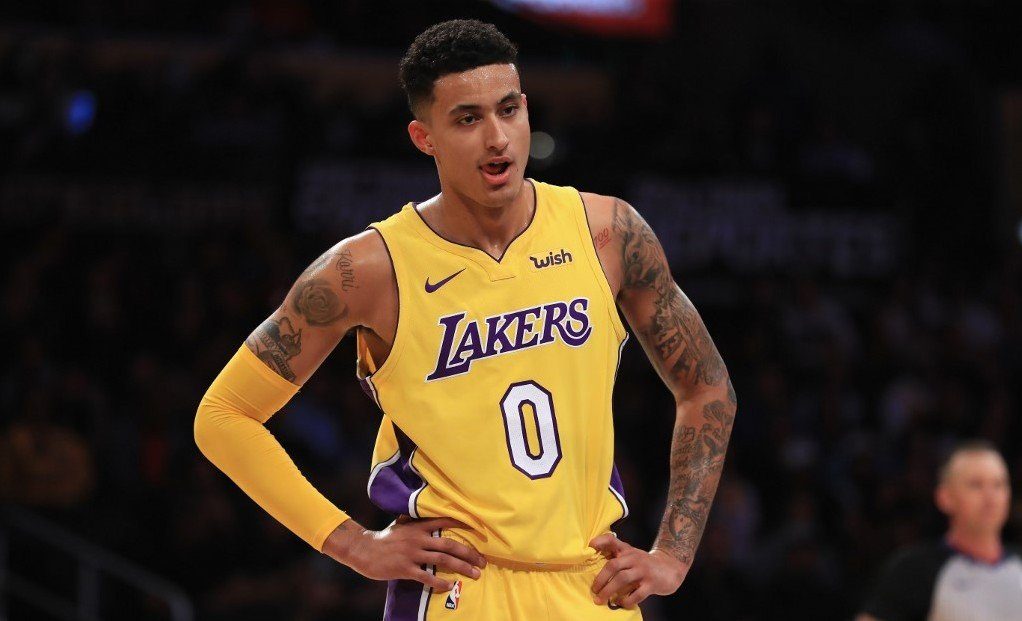 Lakers’ Kuzma spreads money-making conspiracy on sanitizers