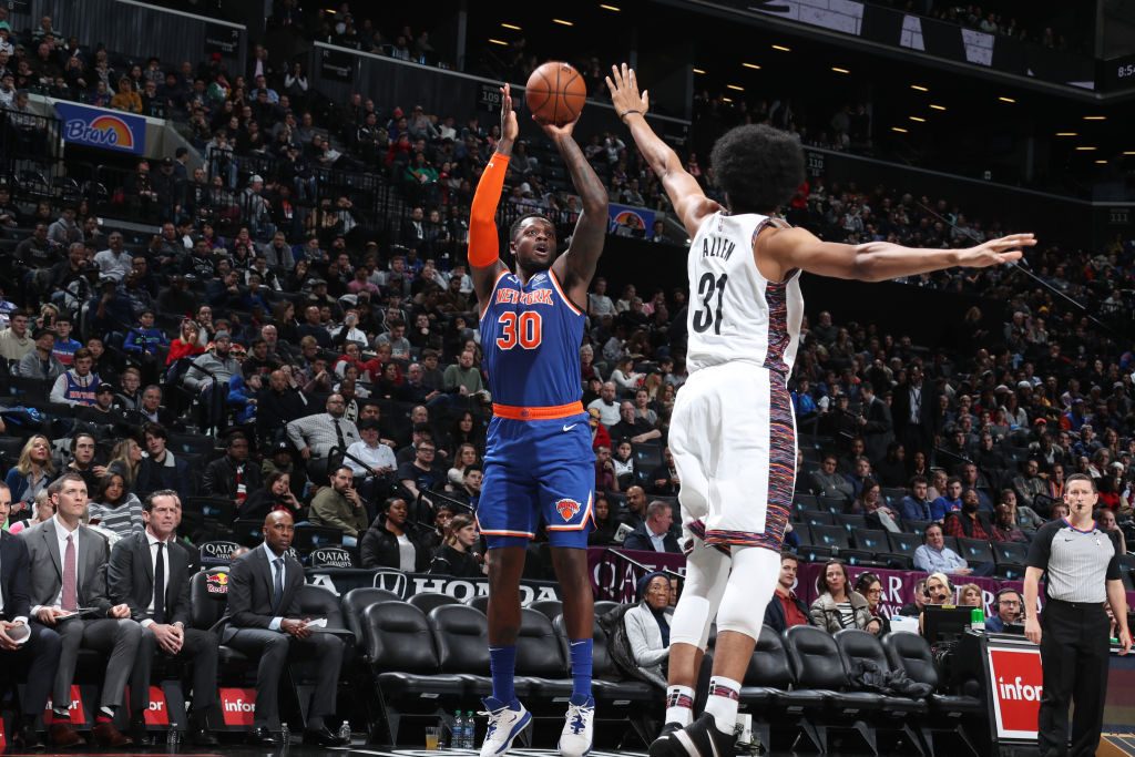 Knicks rip Nets in cross-town clash