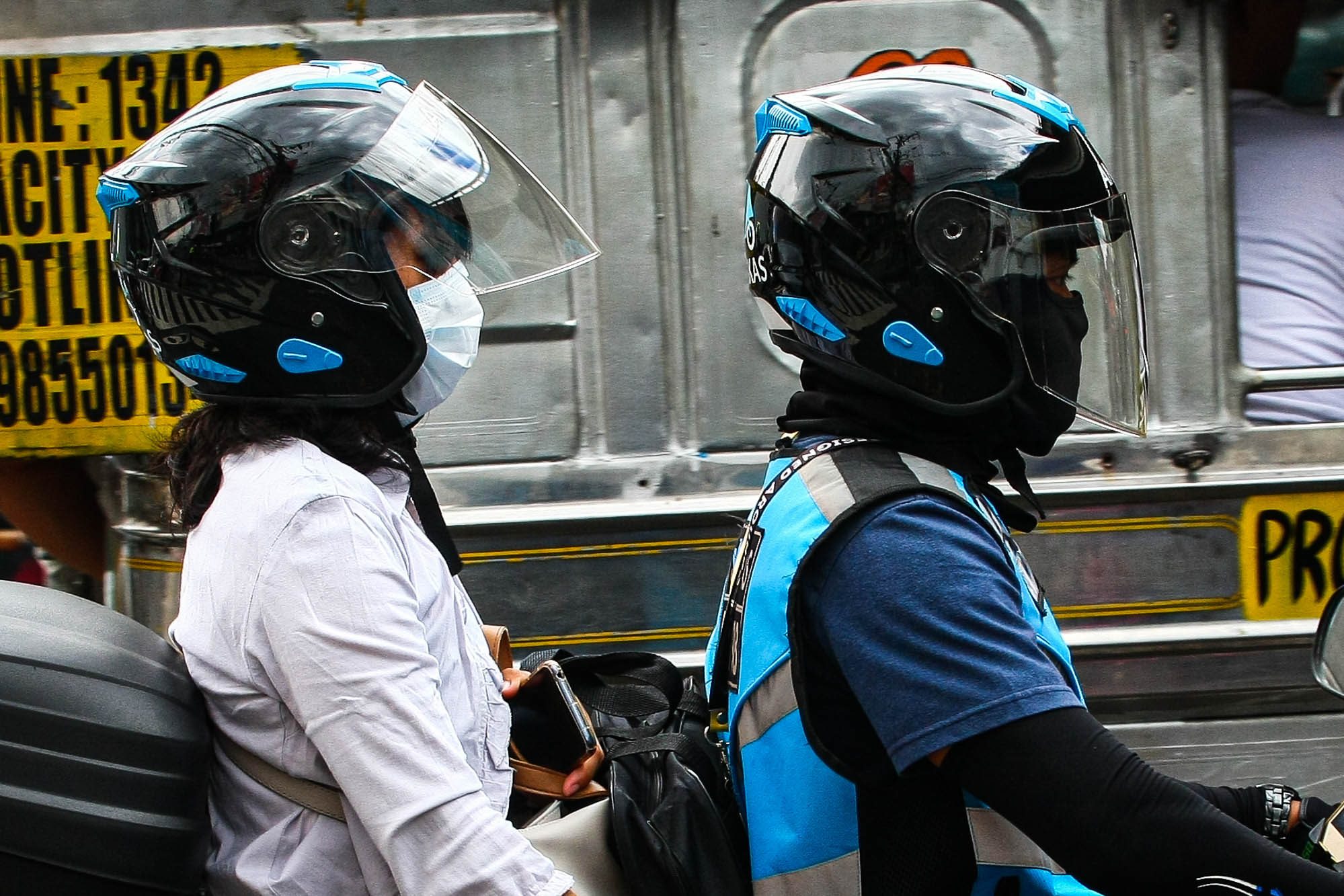 16 senators sign report legalizing motorcycle taxis