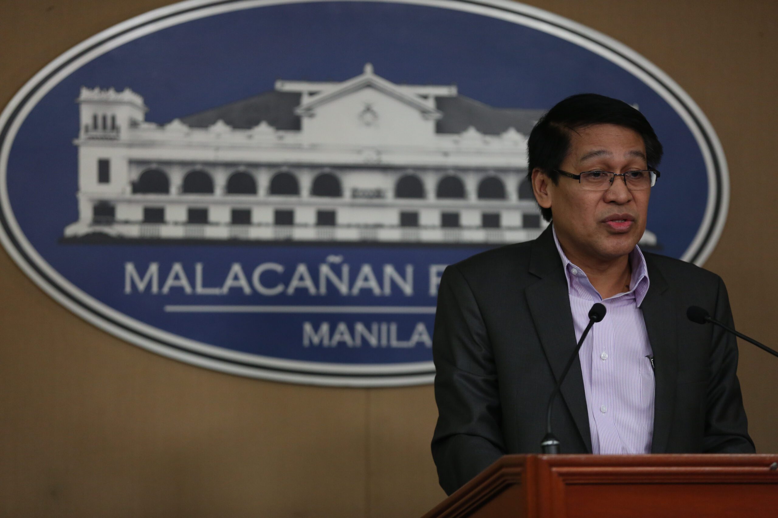 Vitriolo: CHED execs not pressured to sign manifesto vs Licuanan