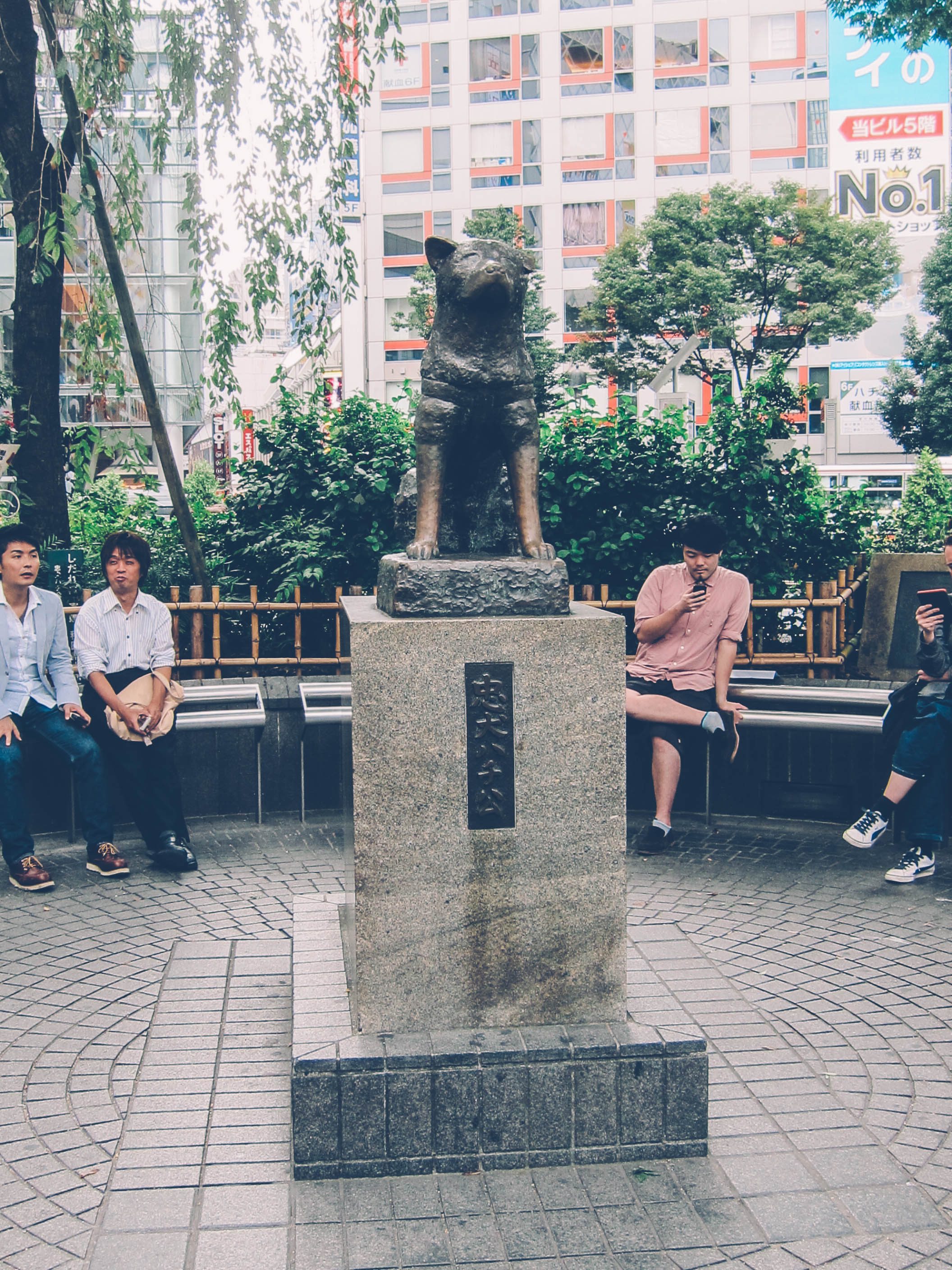 HACHIKO. A statue dedicated to the 'World's Most Loyal Dog.' at the Shibuya Station. Photo by Wyatt Ong/Rappler  