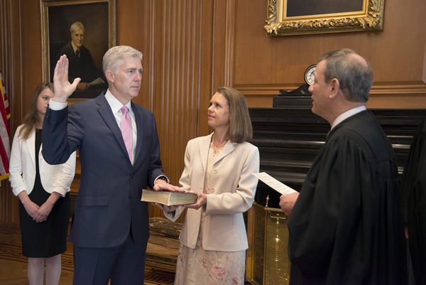 Neil Gorsuch sworn in as U.S. Supreme Court justice