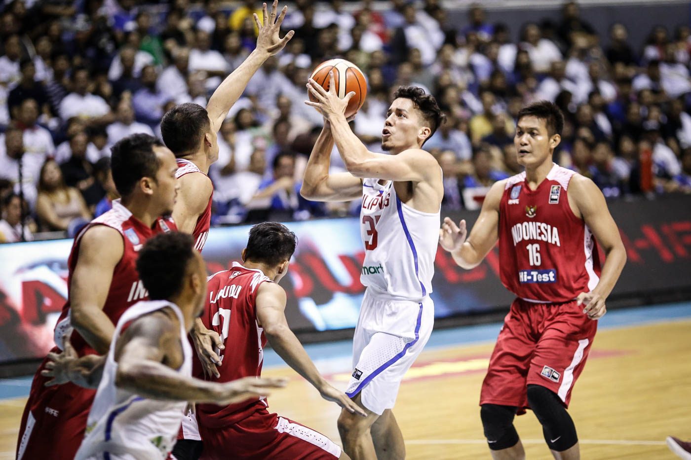 SHOOTING STROKE. Matthew Wright has his shooting stroke going in the last couple of games. Photo by Josh Albelda/Rappler 