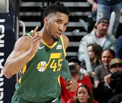 Mitchell fires career-high as Jazz rally past Giannis, Bucks