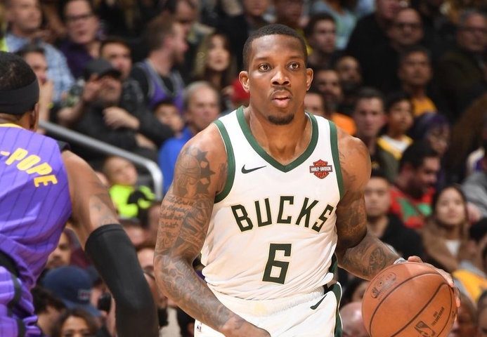 Bucks drub Lakers to lock up first playoff spot
