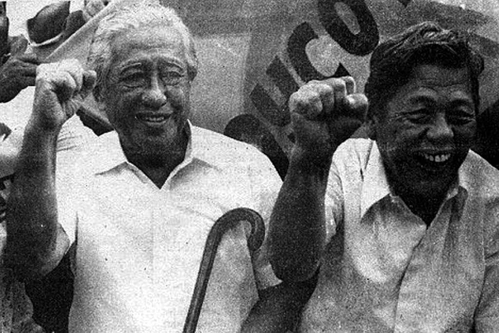 STALWARTS. Former Senators Lorenzo Tañada (right) with Jose W. Diokno in an anti-Marcos rally in 1985. Photo courtesy of Dante Ambrosio Xiao Chua 