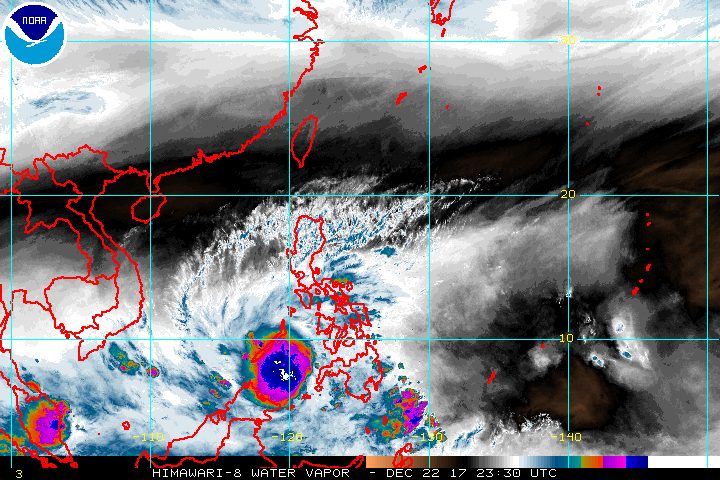 Vinta intensifies further on its way to southern Palawan