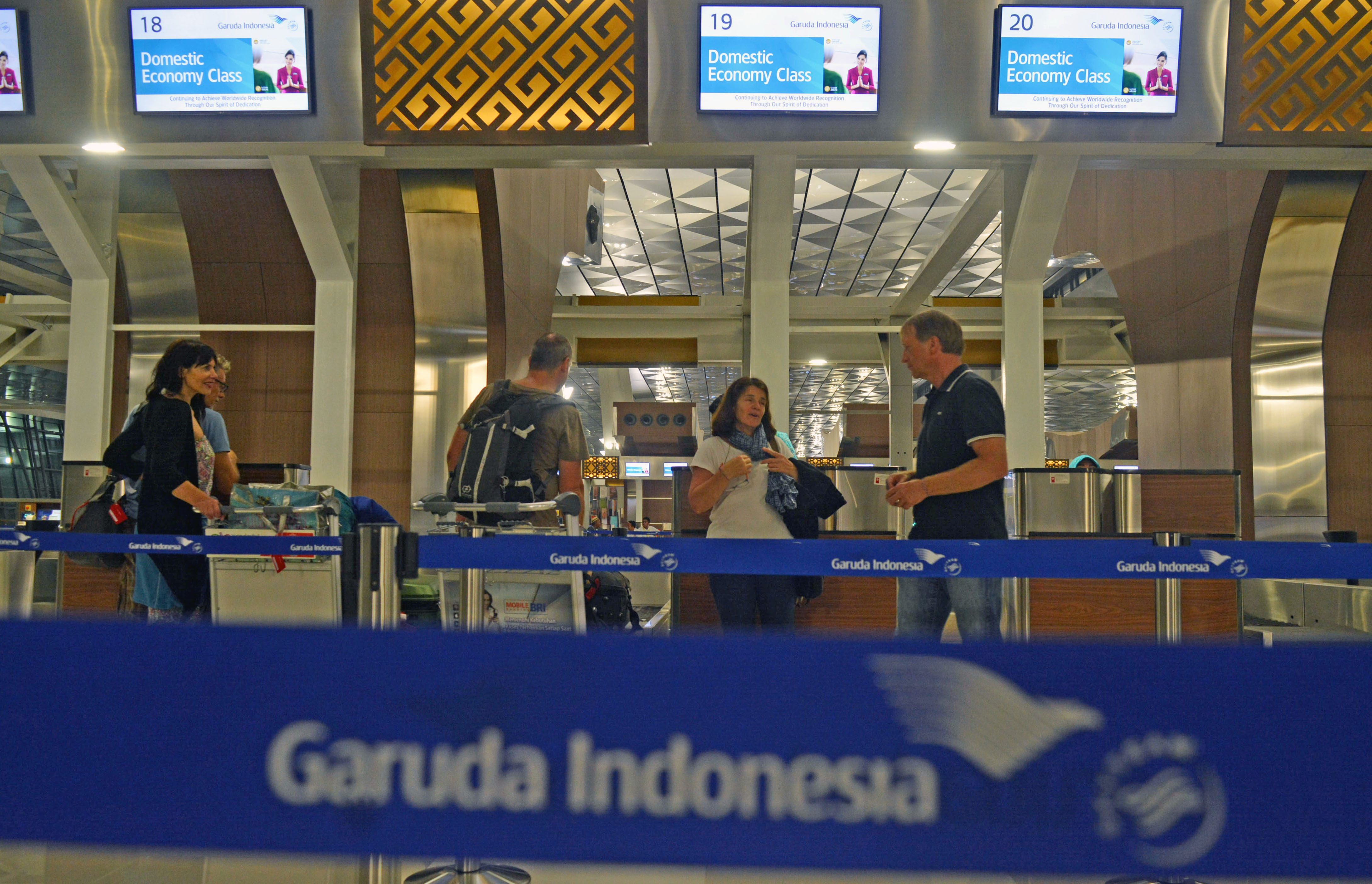 Garuda Indonesia merupakan maskapai pertama yang terbang dari Terminal 3 baru Bandara Internasional Soekarno-Hatta dengan tujuan Ternate dan Jayapura, pada 9 Agustus 2016. Foto oleh Lucky R./Antara 
