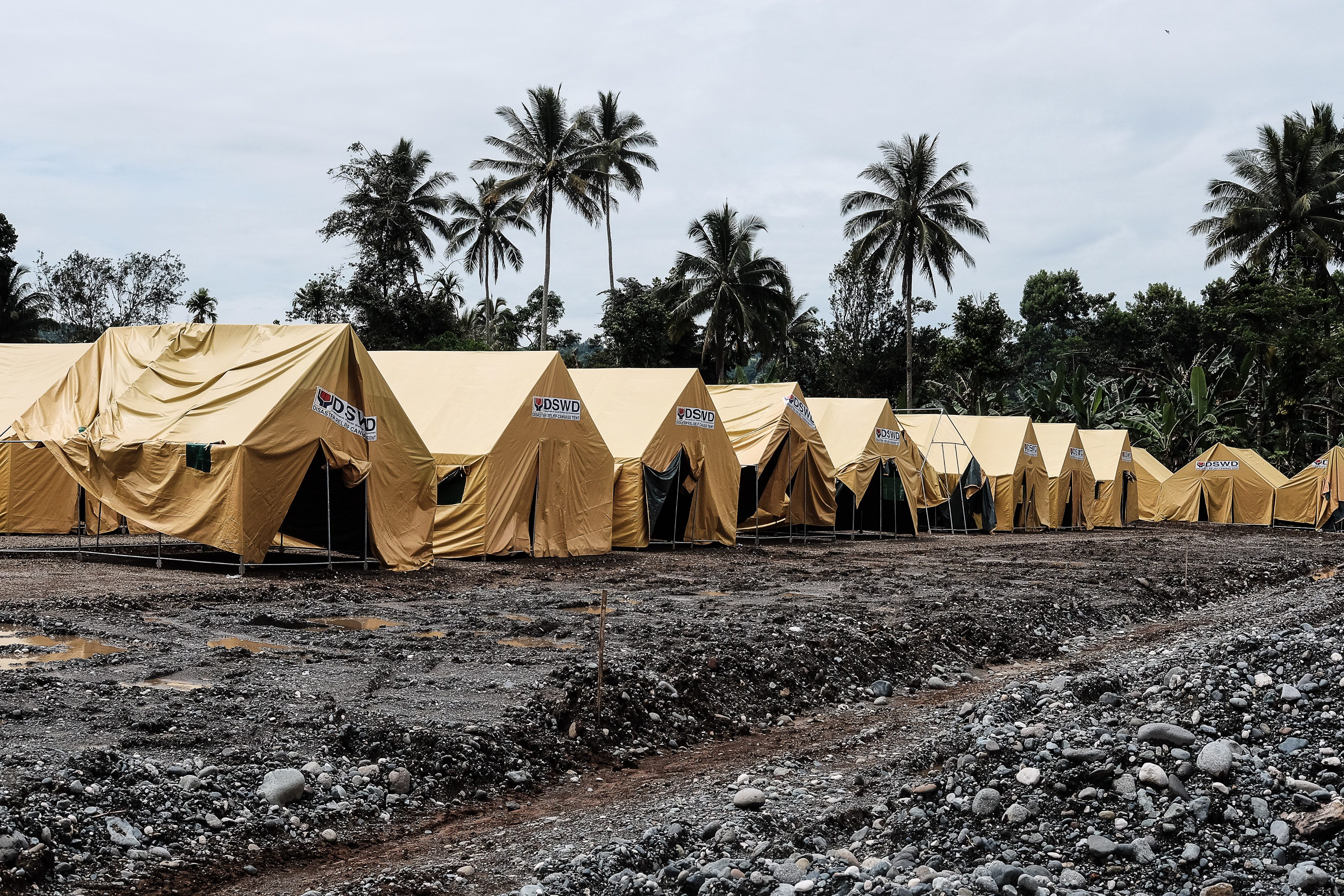 DISPLACEMENT. In this file photo, a row of tents stands in Pantar, Lanao del Norte to accommodate IDPs families displaced by the Marawi conflict. Photo by Bobby Lagsa/Rappler 