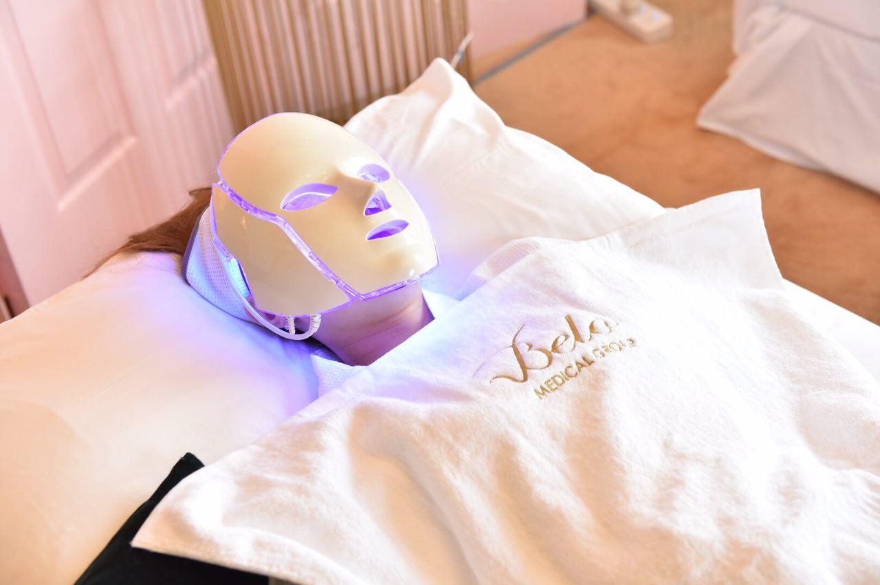 LIGHT MASK. The Opera LED Mask helps fight acne and oiliness. 