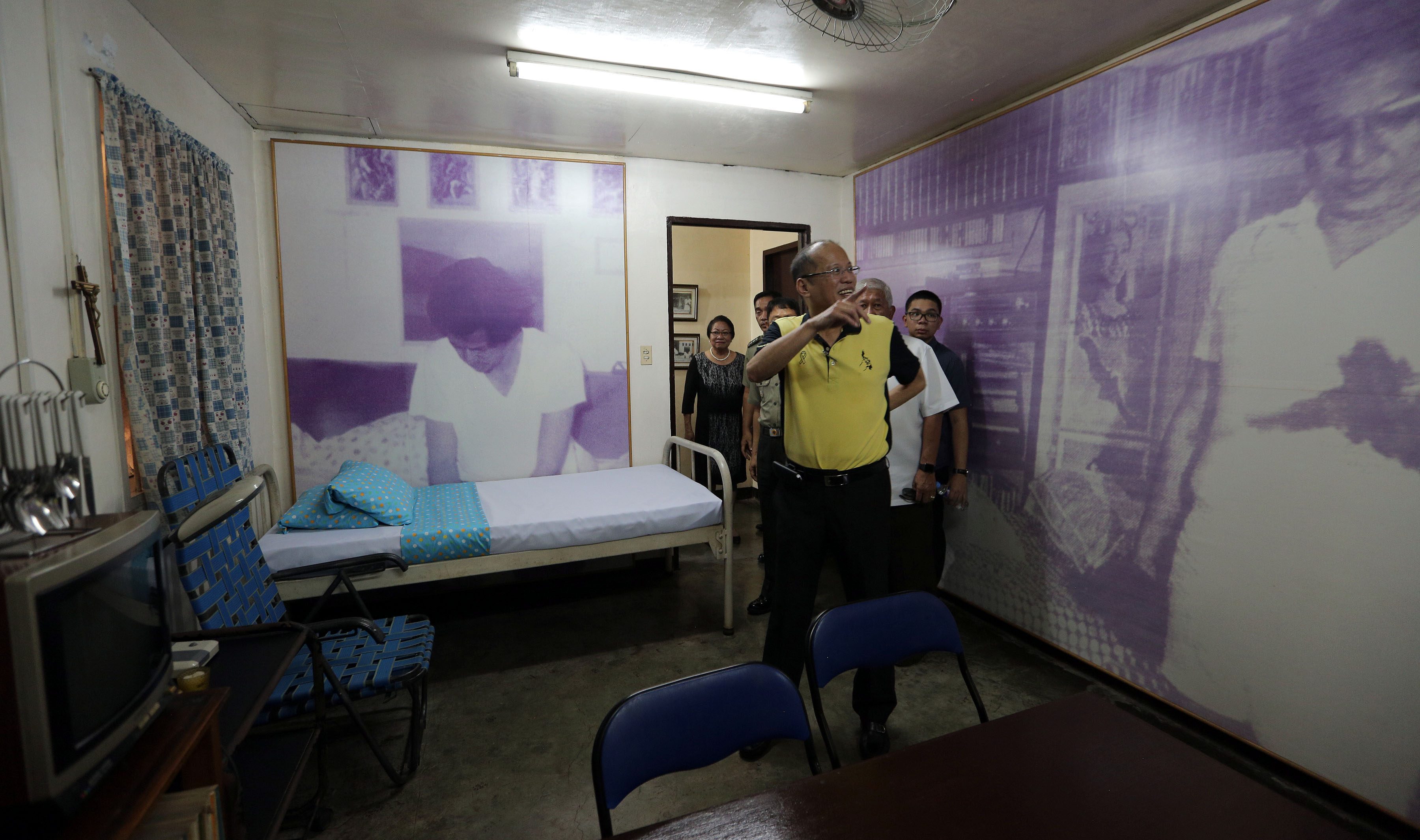 HIS DAD'S CELL. President Benigno Aquino III visits the detention cell of his father, the late senator Benigno 'Ninoy' Aquino Jr in Fort Bonifacio. Photo by Joseph Vidal/Malacañang Photo Bureau   