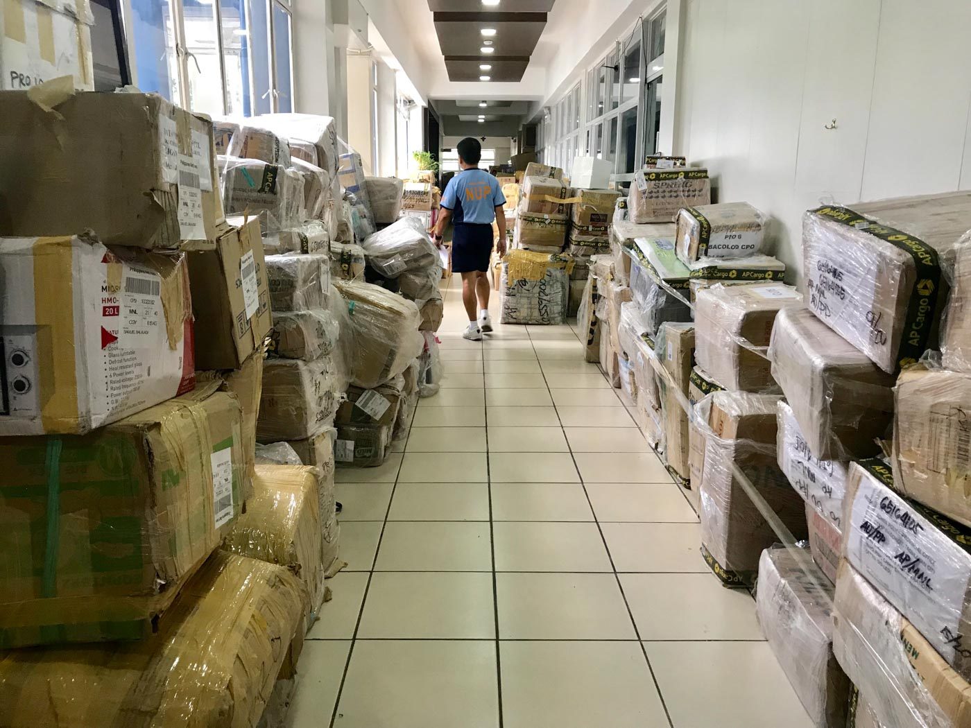 LOOK: Thousands of drug war documents piled along Camp Crame corridors